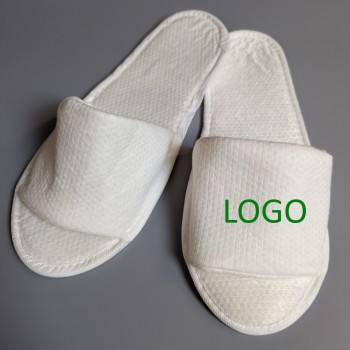 disposable hotel slippers with logo