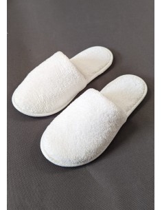 Fluffy slippers with logo 2