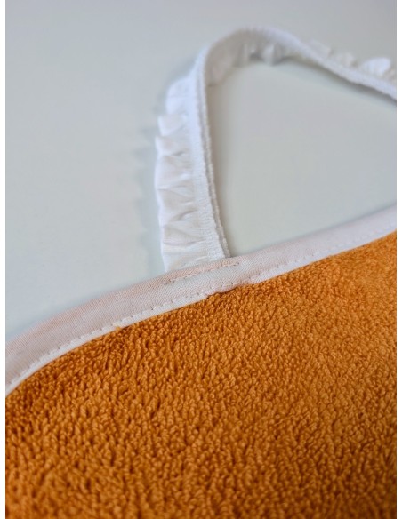 Resistant microfiber baby bib